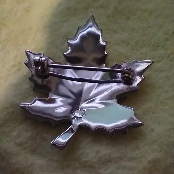Vintage Bond Boyd Sterling Silver Maple Leaf Brooch Pin Canada - Picture 2 of 6